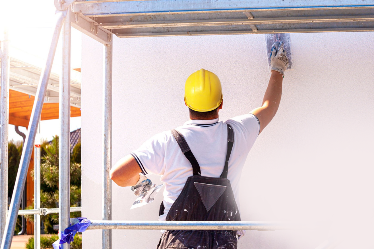 Przewodnik po trwałej elewacji domu - Tynk silikonowy i siatka elewacyjna 