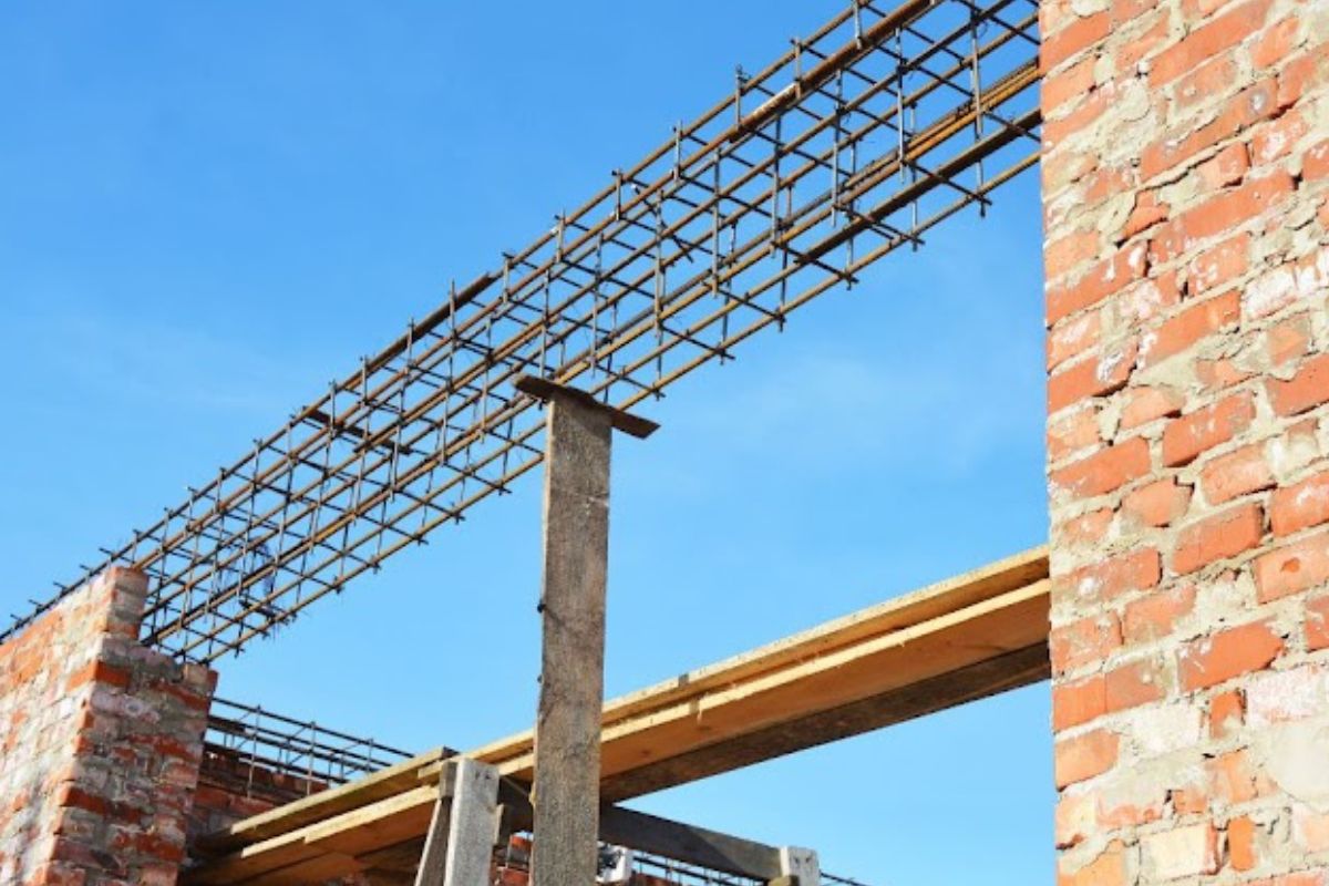 Najważniejsze zasady wykonania nadproży w ścianach zewnętrznych